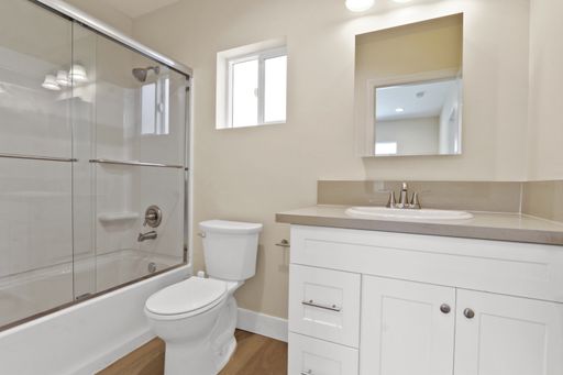 1 bedroom 1 bath- Bellflower