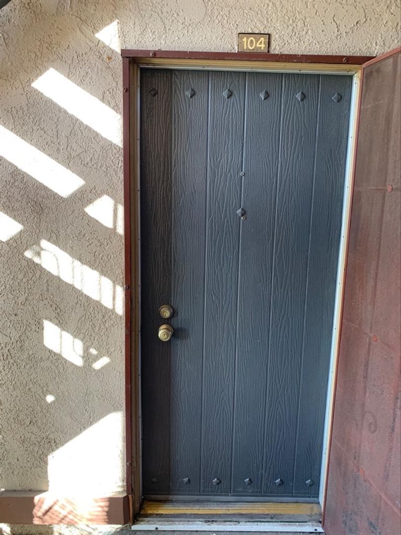 San Bernardino Apartment: 1275 E Date St.