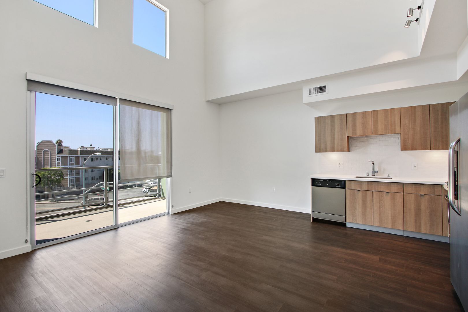 Culver City Apartment: 11955 W. Washington Blvd