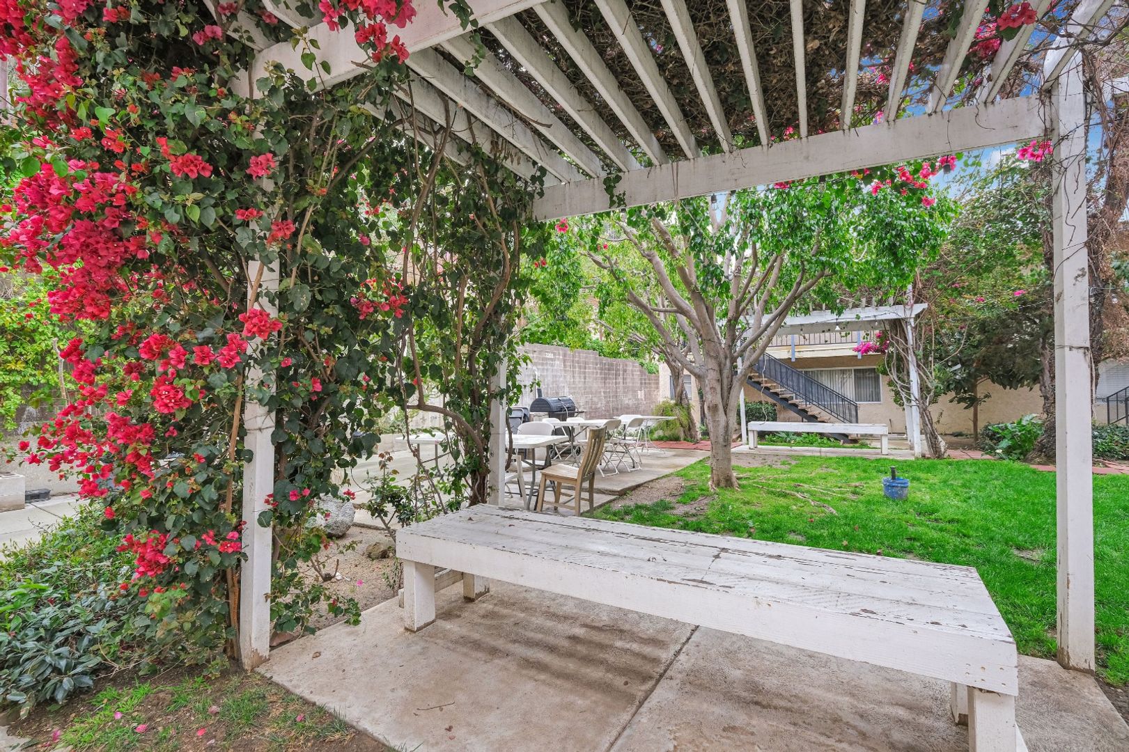 Alhambra Apartment: 3104-3208 W Ramona Rd