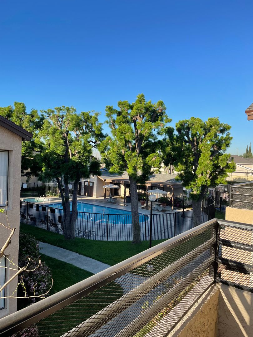 Ontario Apartment: 1427 W Mission Blvd.