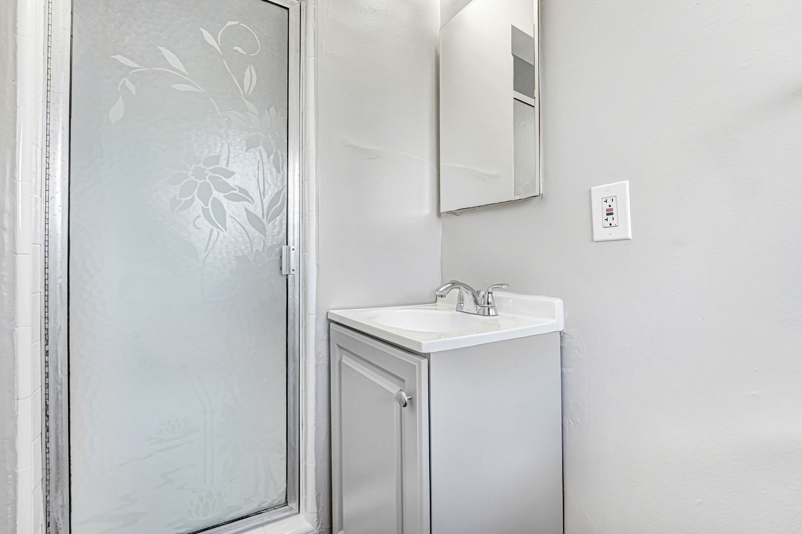 South Pasadena Apartment: 1760 State St.