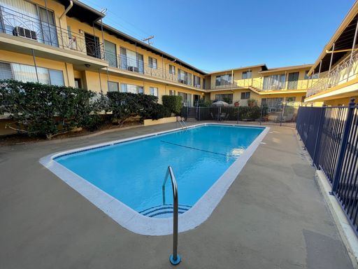 2 Bedroom 2 Bathroom- South Pasadena