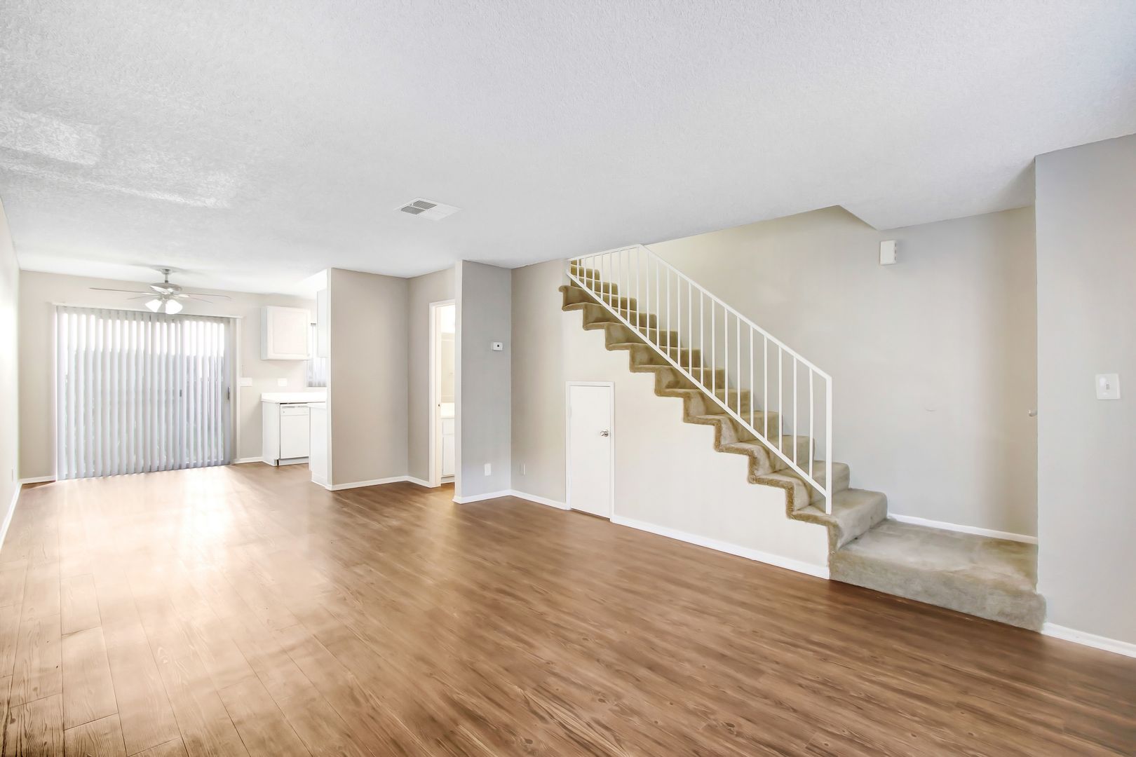 Ontario Apartment: 105 & 115 W Cedar St