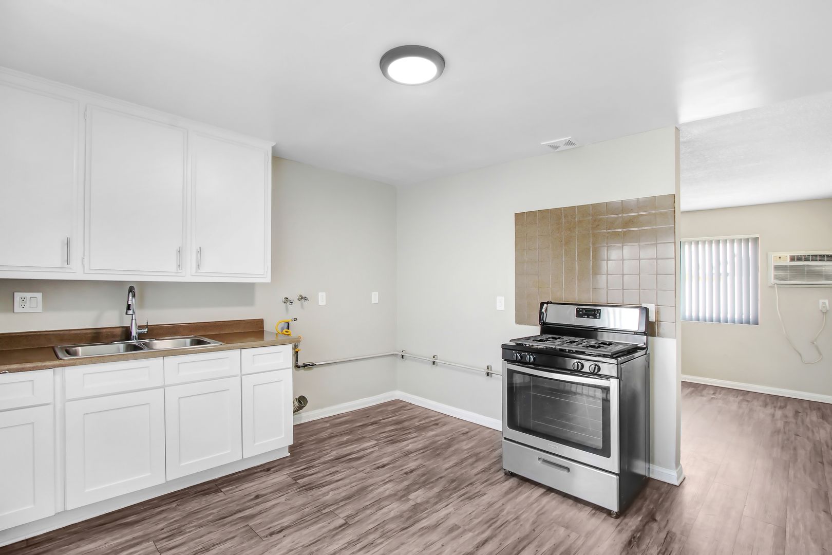 Moreno Valley Apartment: 23752 Sunnymead Blvd