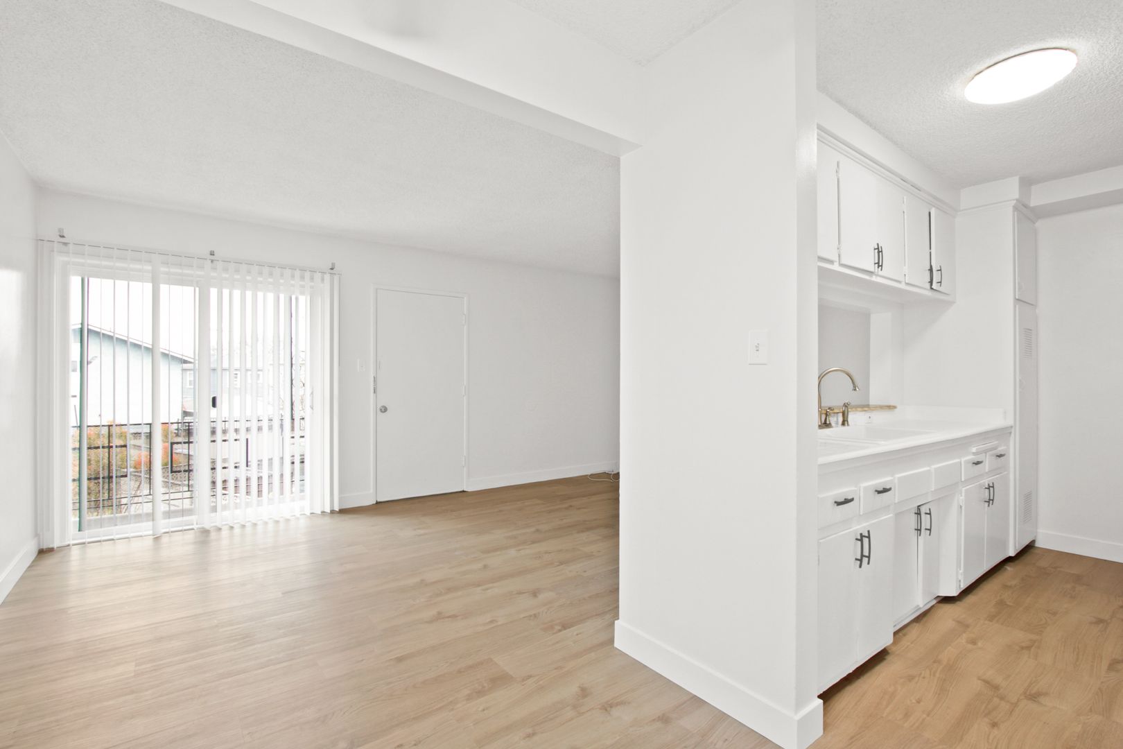 Montebello Apartment: 241 E Fremont Square