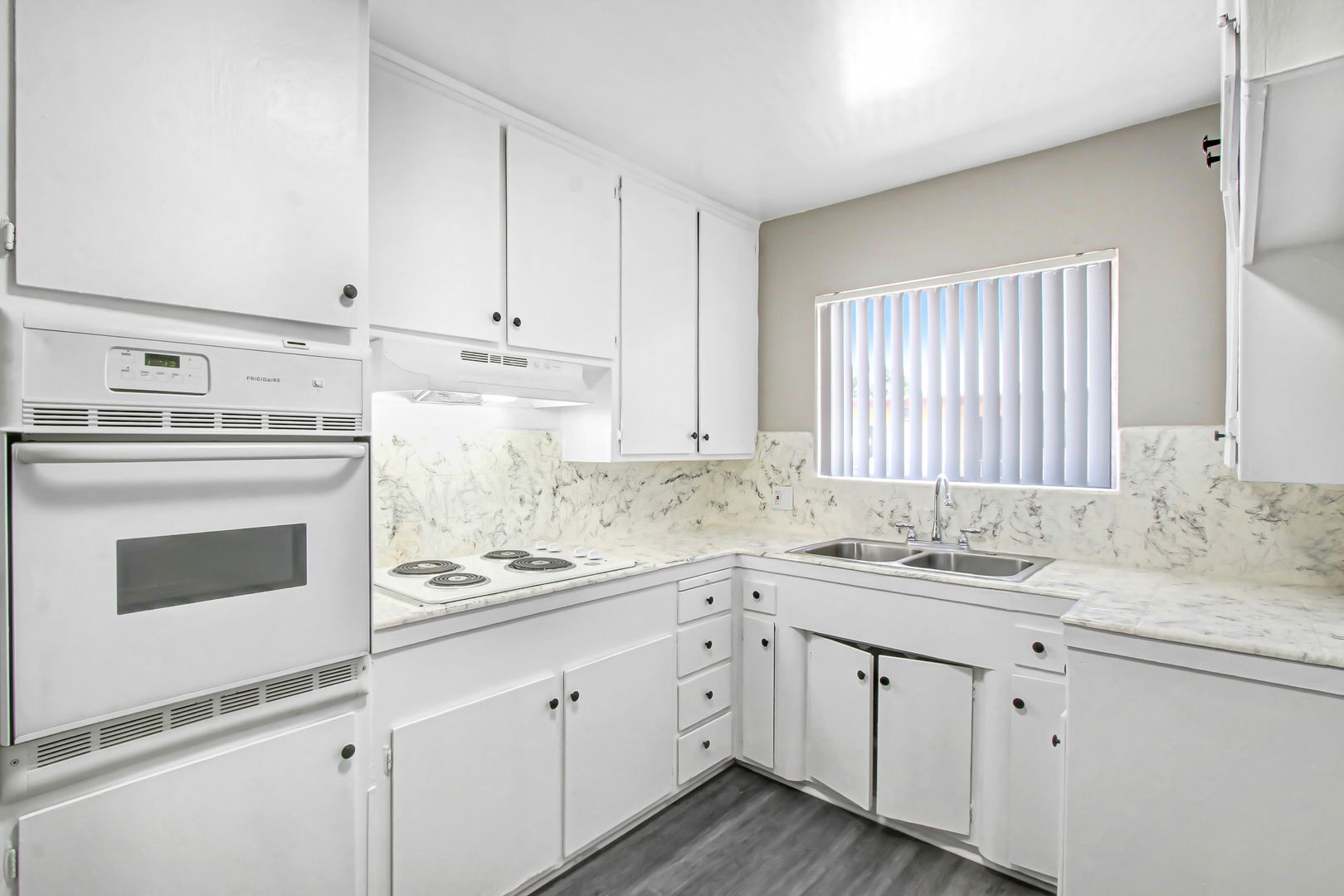 Riverside Apartment: 3461 Anderson Ave.
