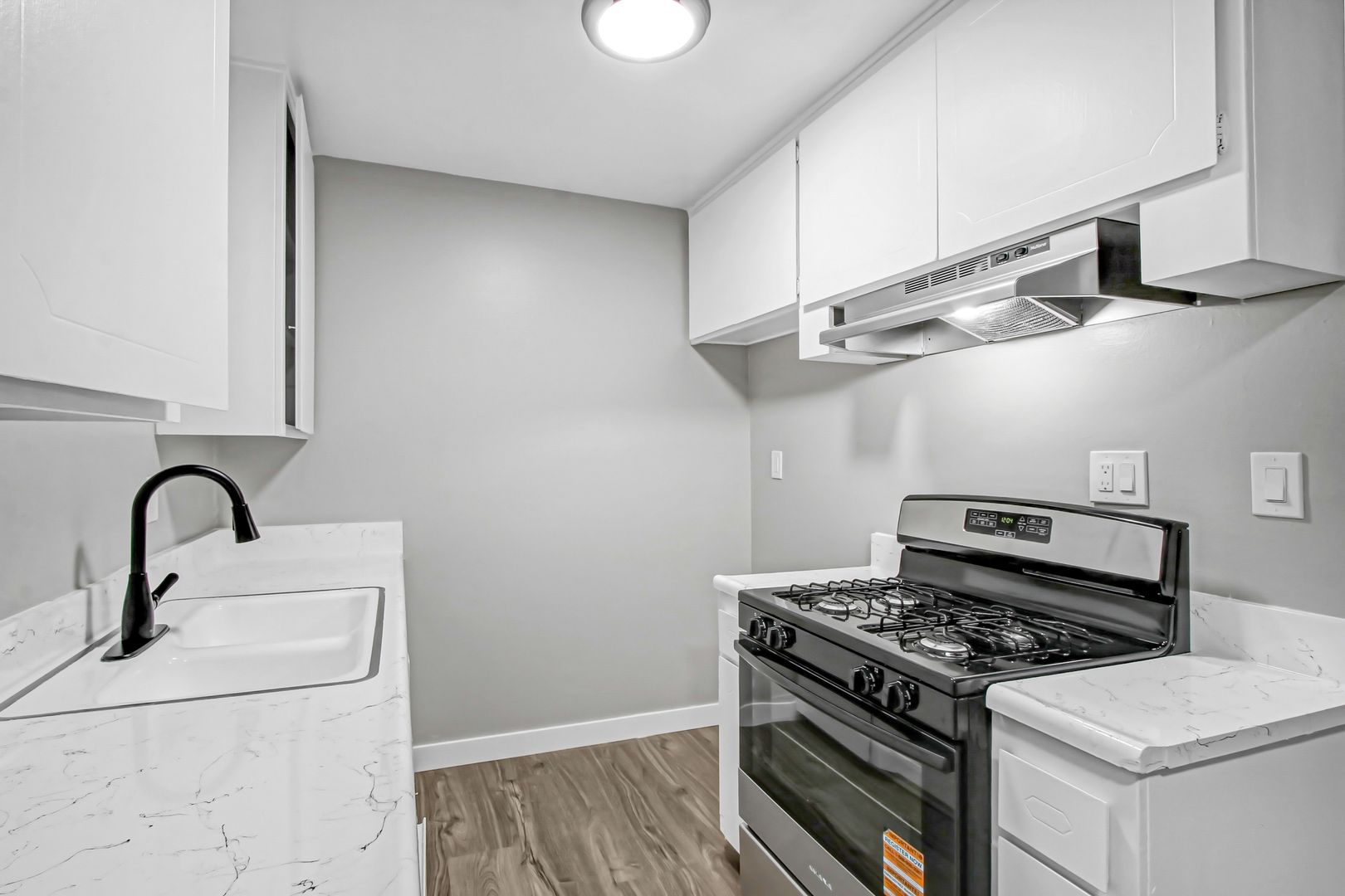 Fontana Apartment: 8919 Mango Ave