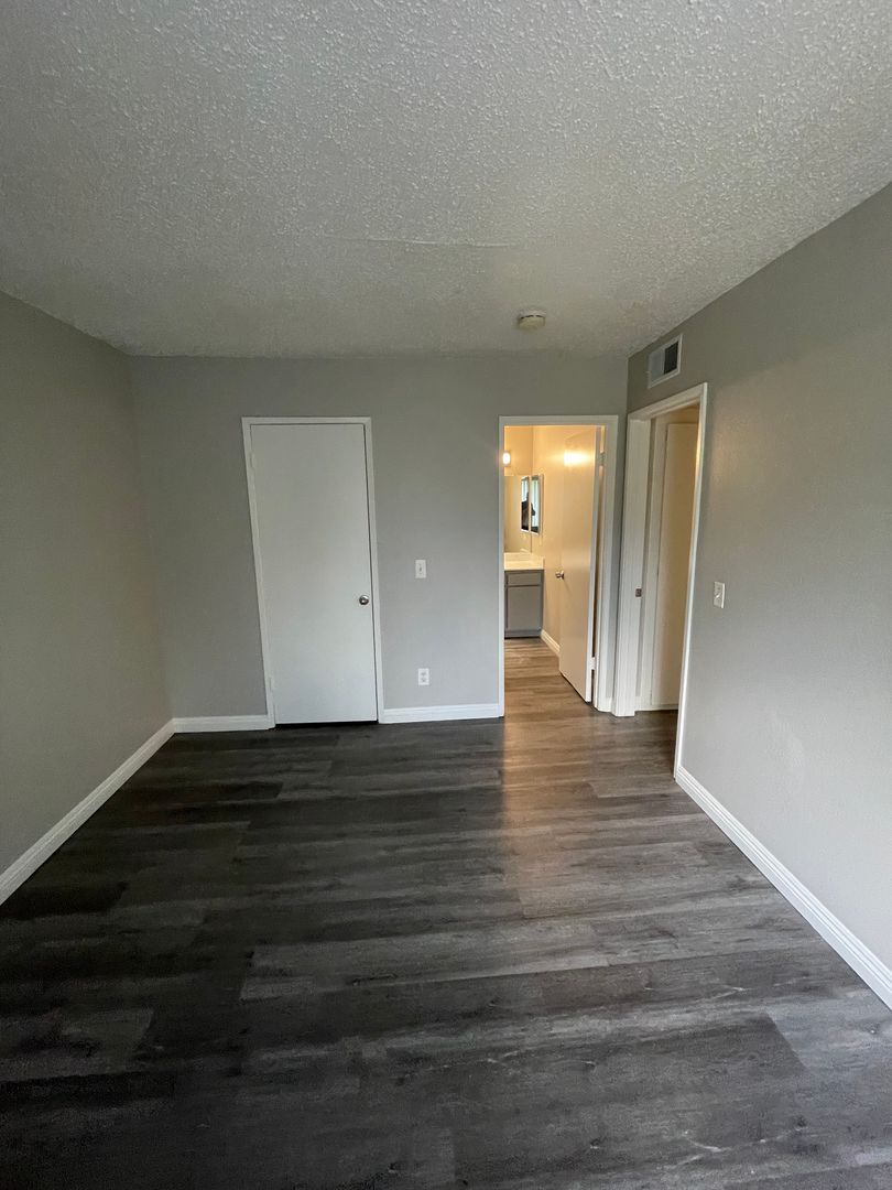 San Bernardino Apartment: 1275 E Date St.