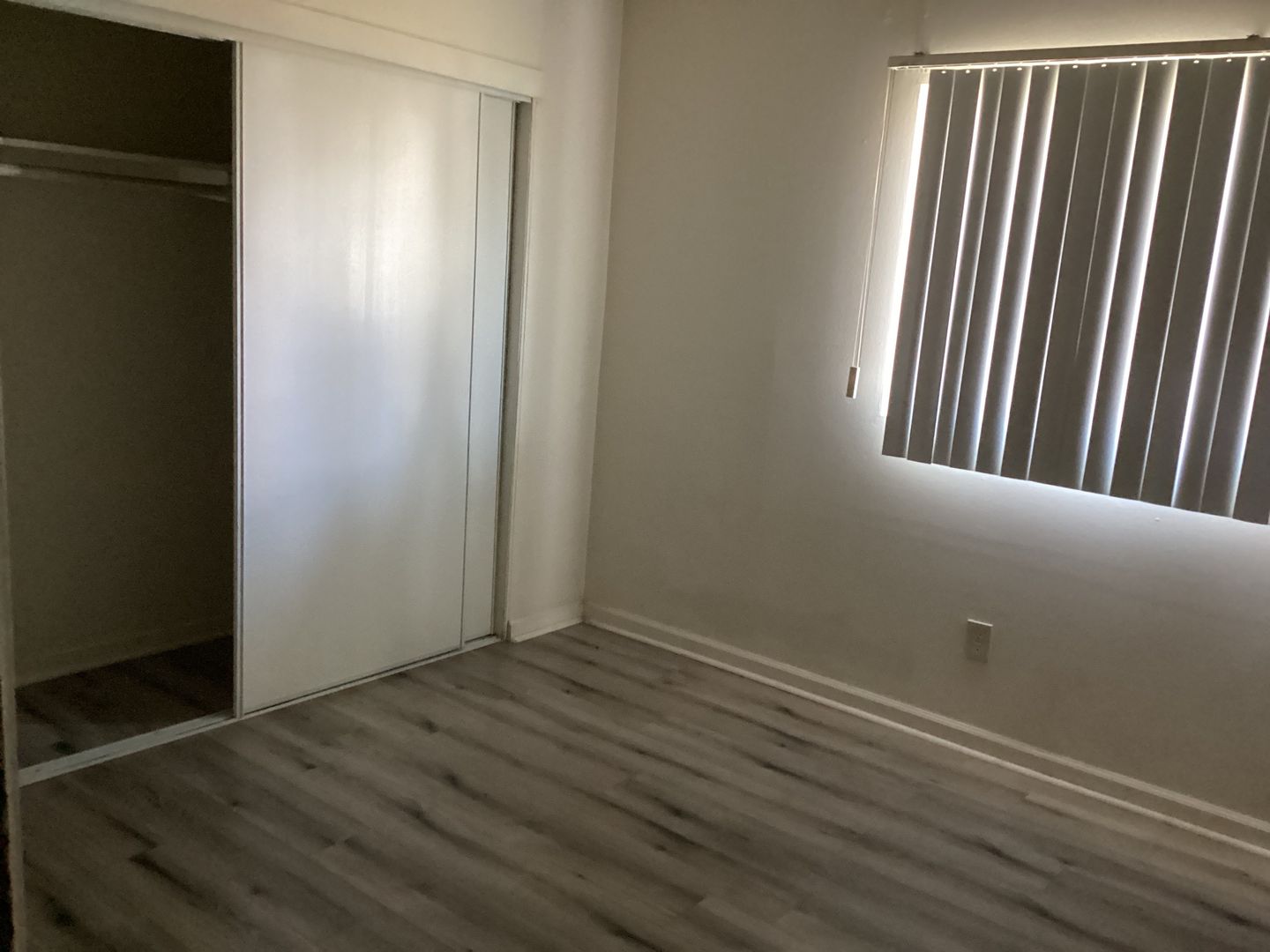 Claremont Apartment: 512 W San Jose Ave
