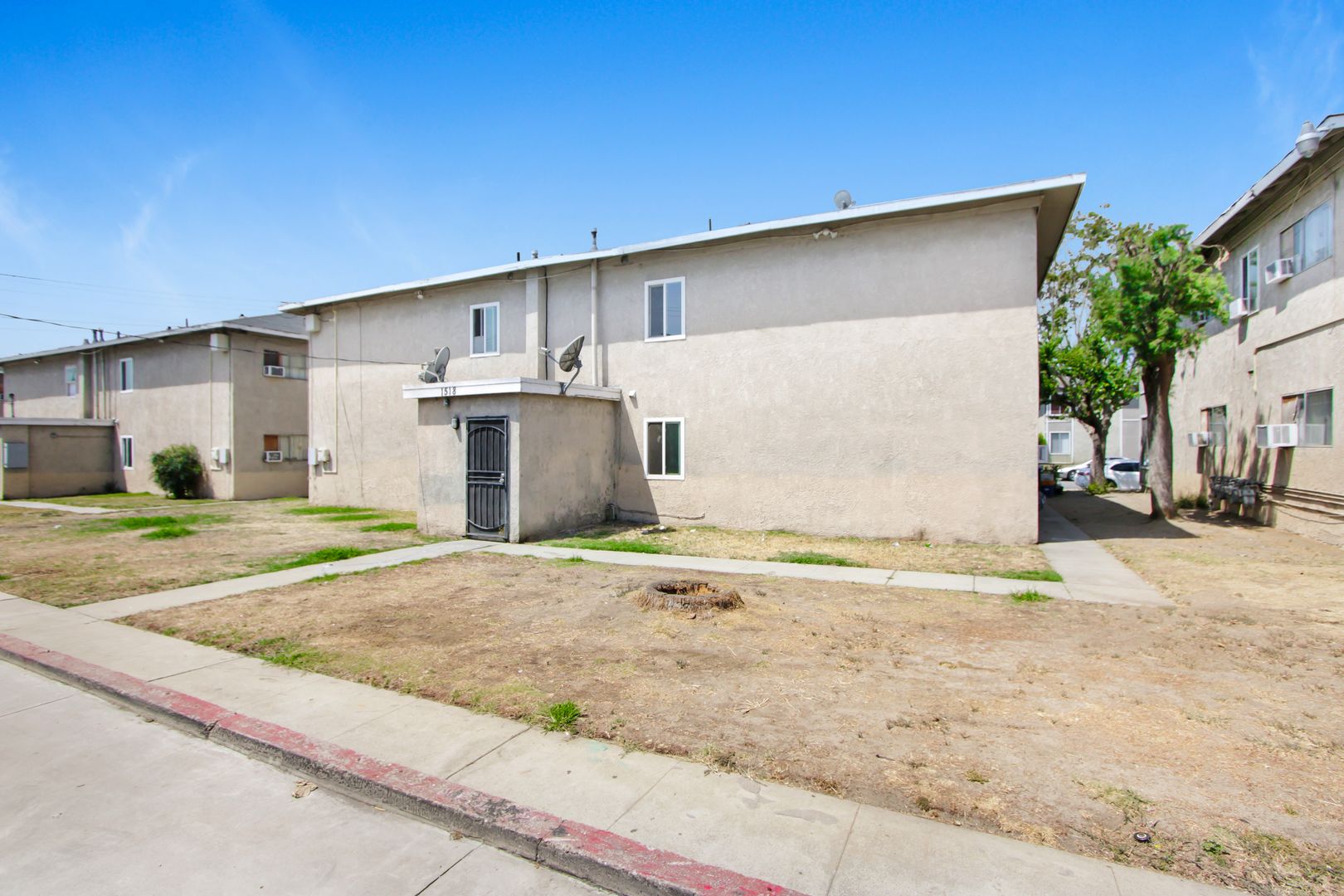 Pomona Apartment: 1518 Holly Way