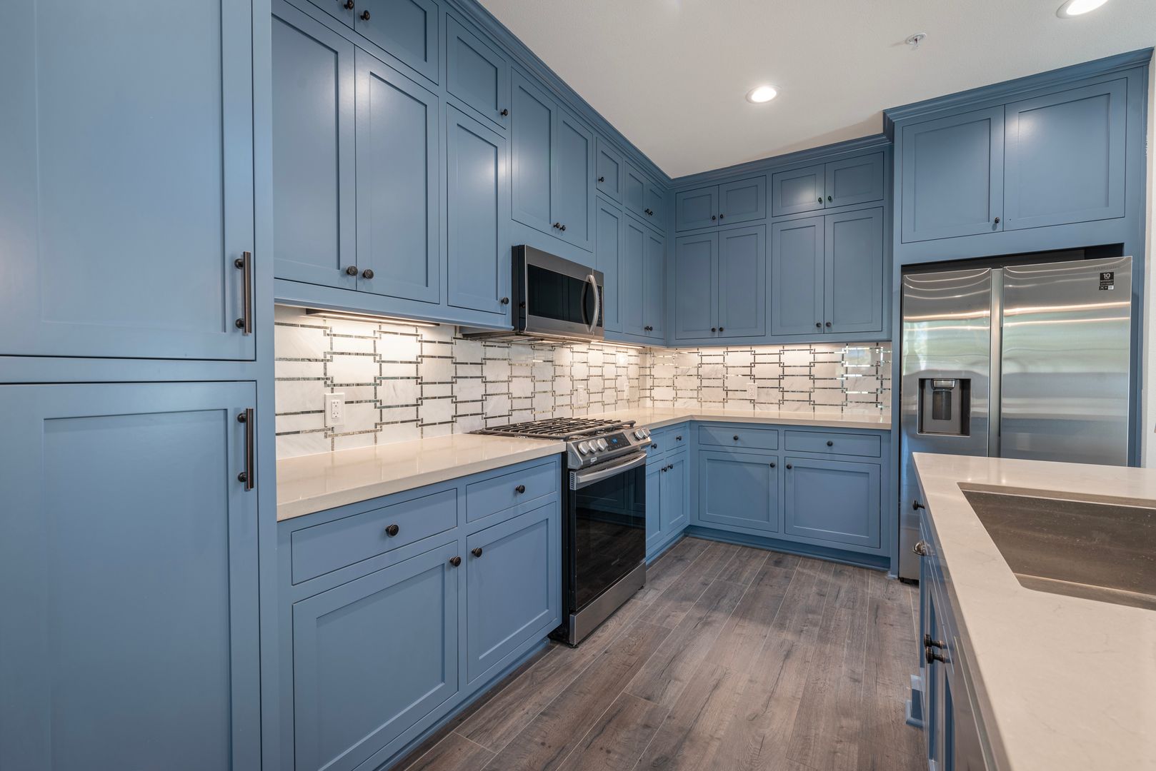 San Gabriel Apartment: 109 S. Alanmay Ave