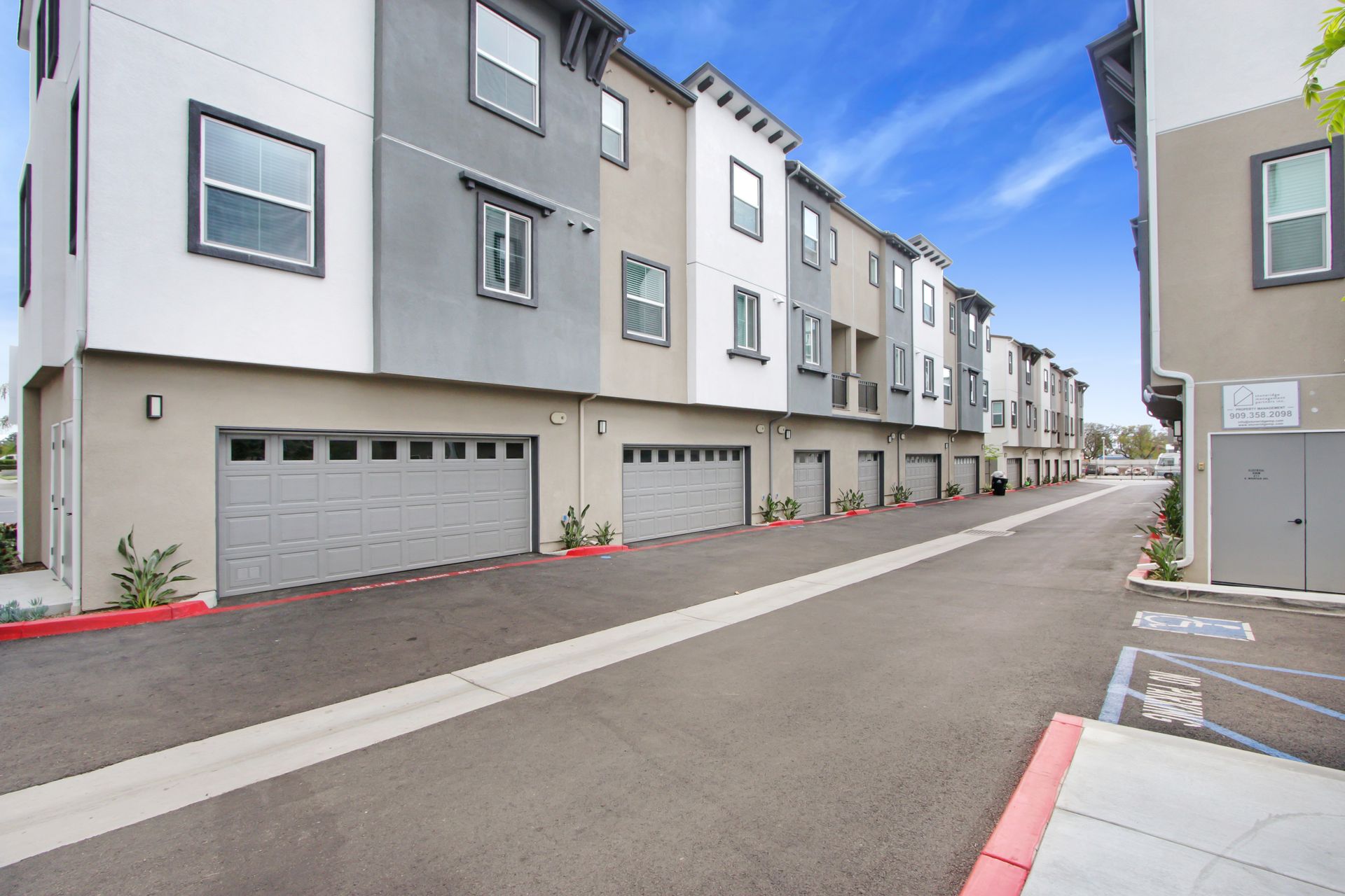 Ontario Apartment: 221 N Mountain Ave