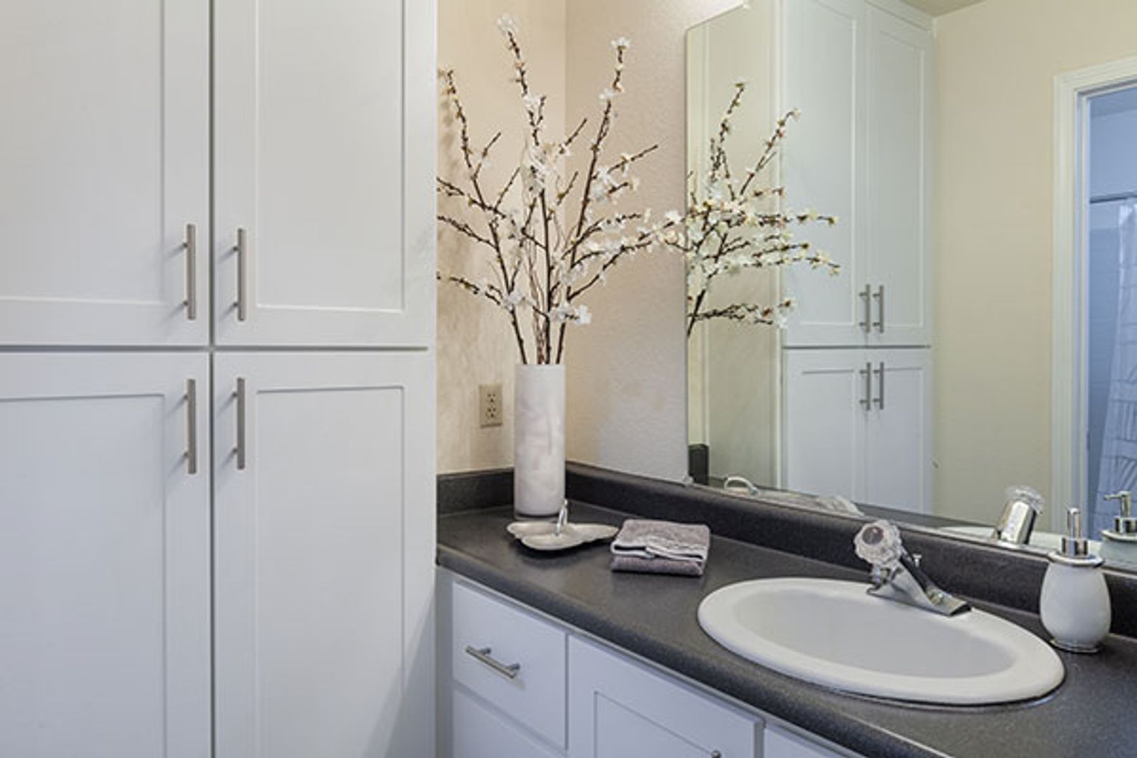 Roseville Apartment: 300 Cirby Hills Drive