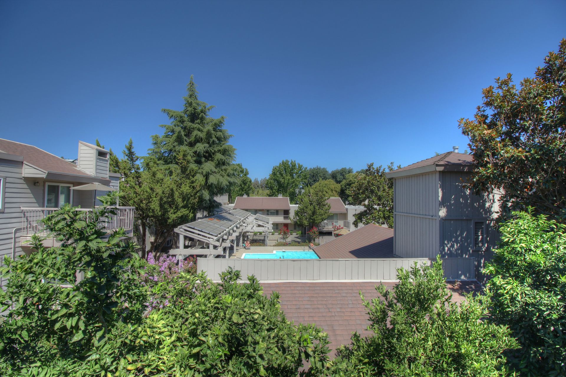 Davis Apartment: 2950 Portage Bay West