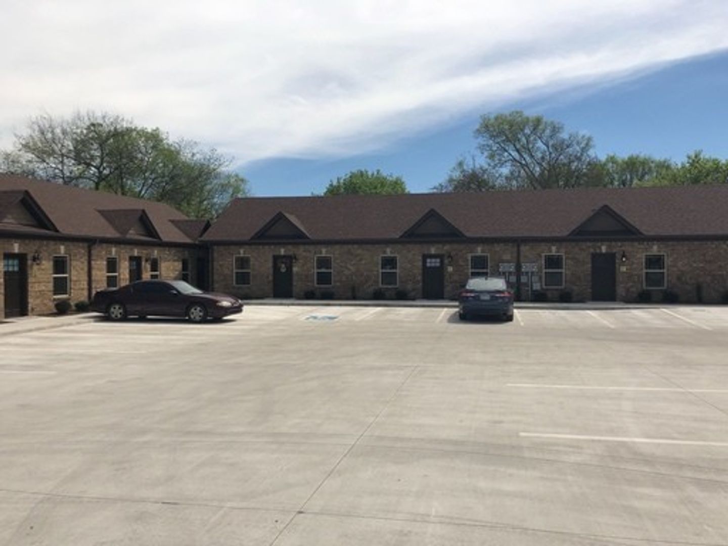 Shelbyville Apartment: 130 East Cedar St.