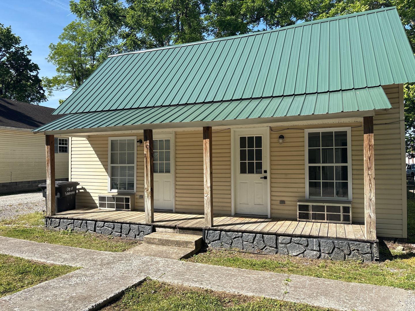 Tullahoma Townhome: 605B N Washington St