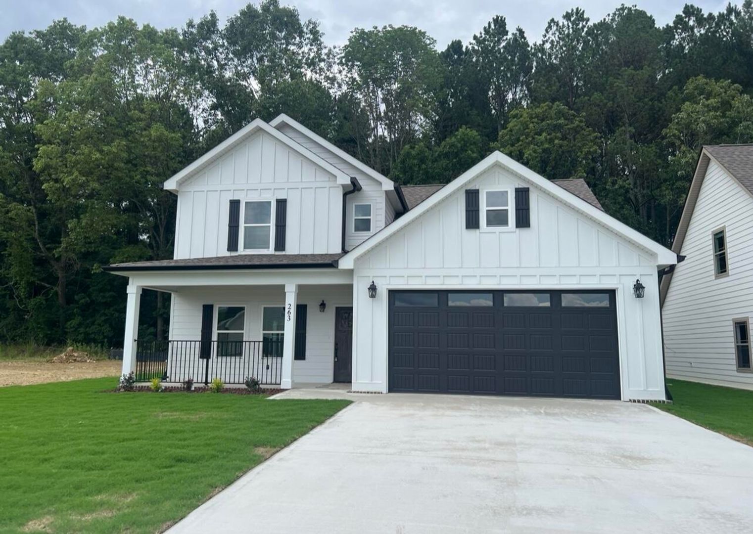 Ringgold House: 263 Willow Grove Ct