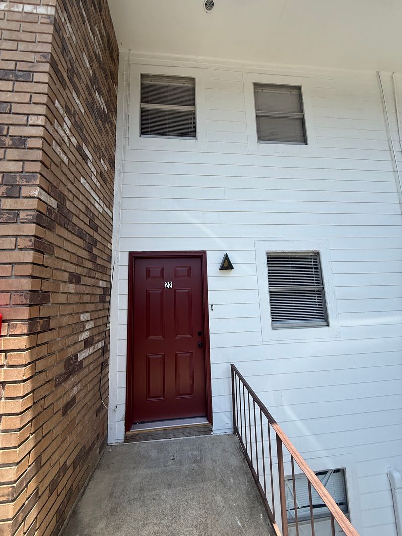 Chattanooga Apartment: 3700 Cherryton Dr