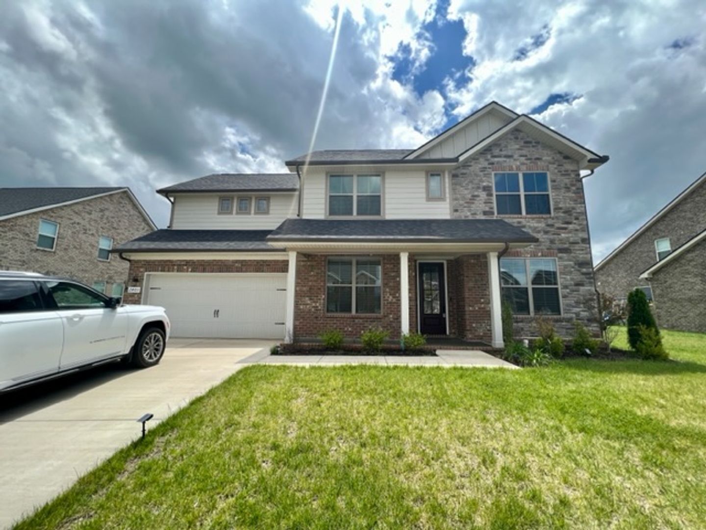 Murfreesboro House: 2403 Blue Heron Dr.