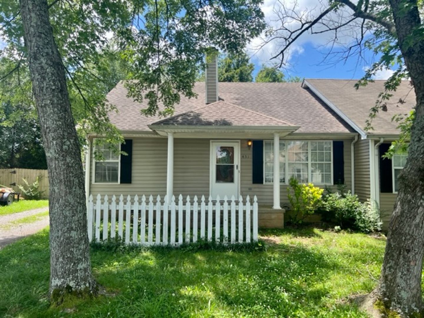 Murfreesboro Townhome: 451 Westgate Blvd.