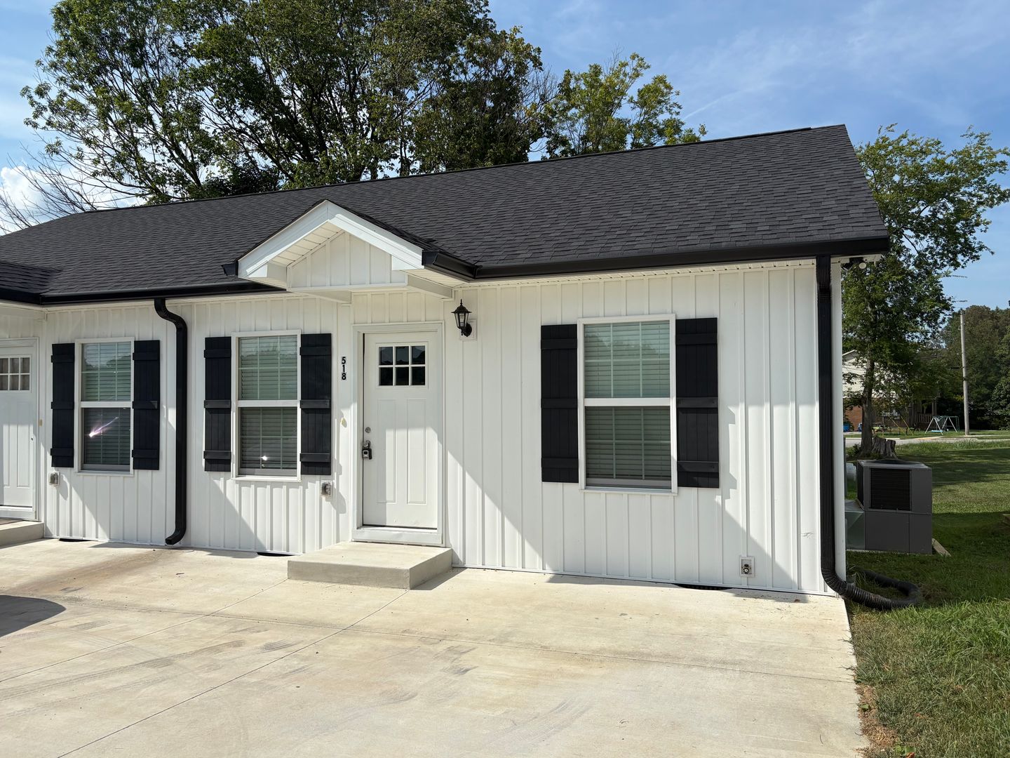 Manchester Condo: 518 West Taylor St.
