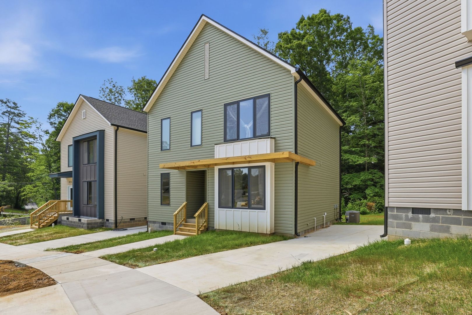Hixson House: 427 Ankara Ct.
