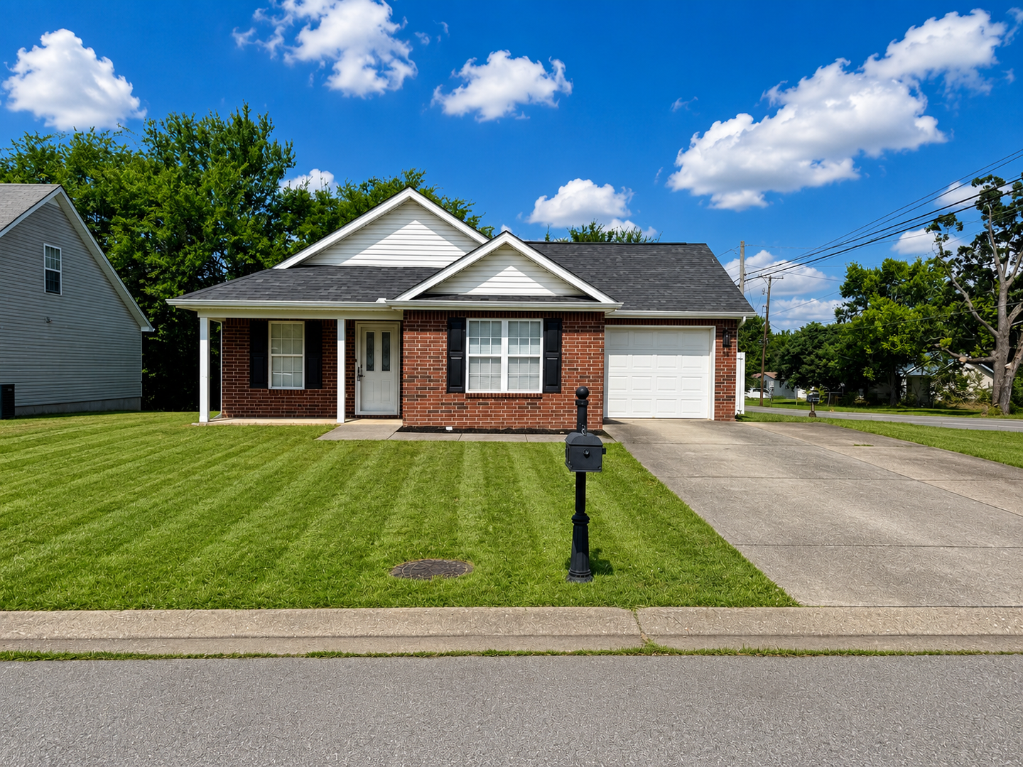 La Vergne House: 3002 Tuckers Place
