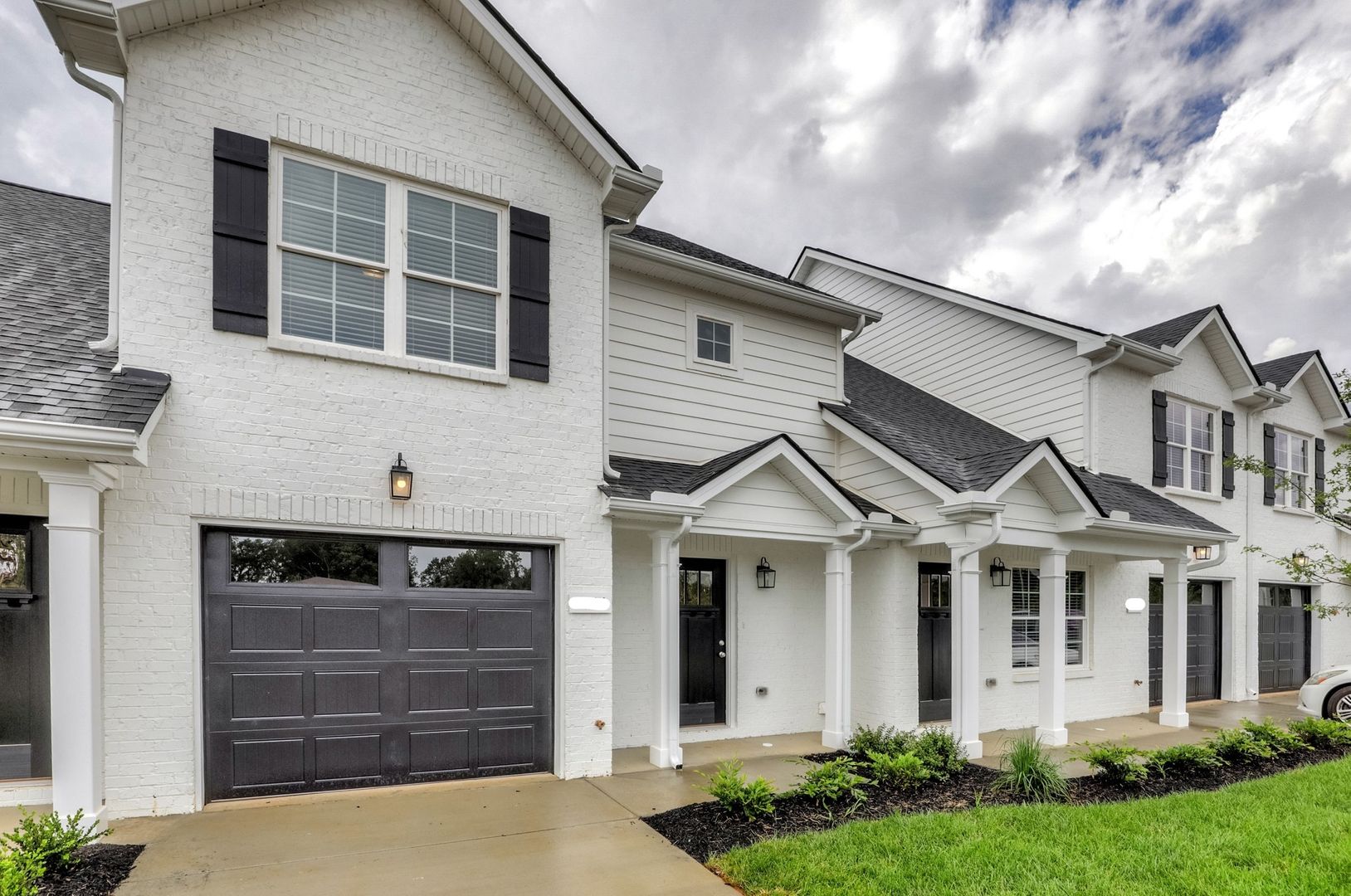 Amazing 3 BD 2.5 BA Townhome in Murfreesboro