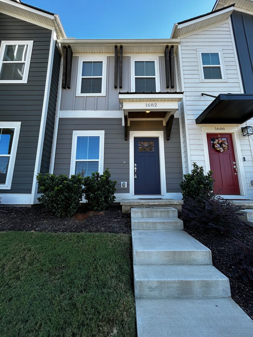 Chattanooga Townhome: 1682 S Watkins St