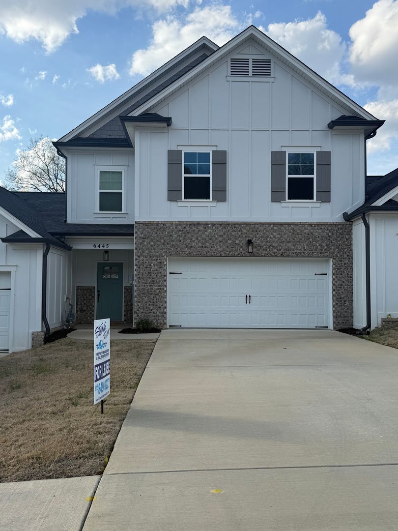 Hixson Townhome: 6445 Serenade Ln