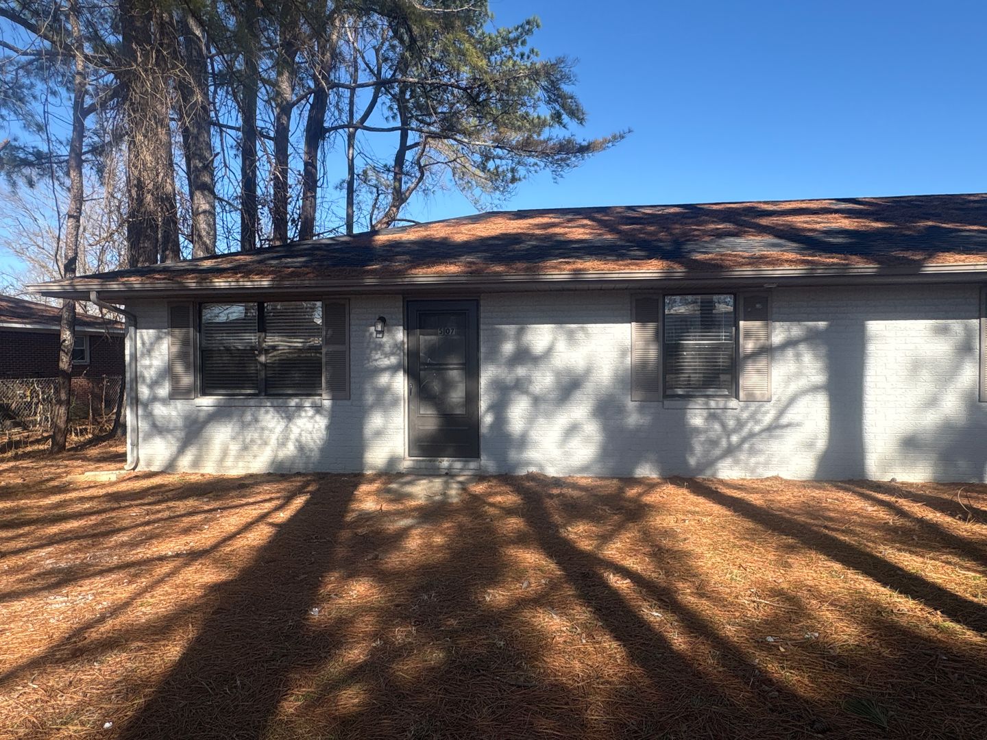 Manchester Townhome: 507 E McLean Drive