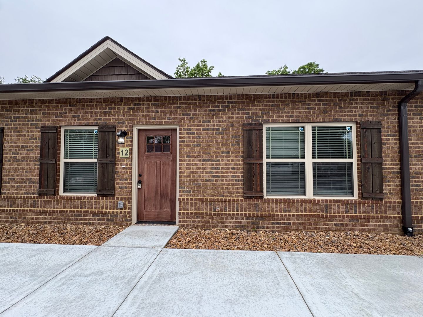 Tullahoma Apartment: 404 Cedar Lane