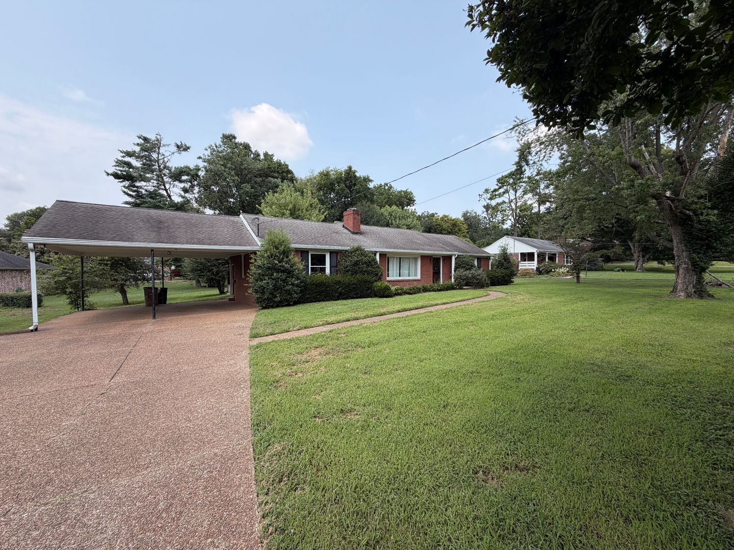 Nashville House: 4953 Stillwood Dr.