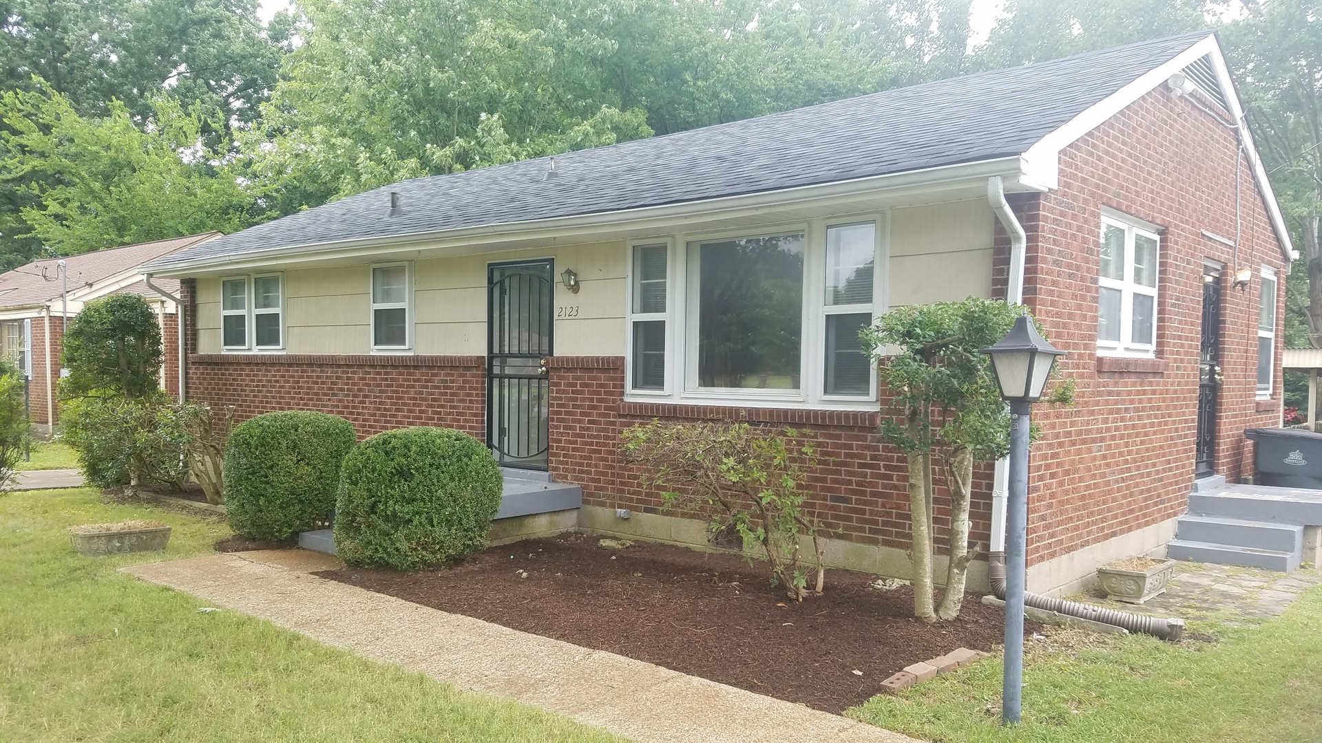 Nashville House: 2123 Crystal Dr