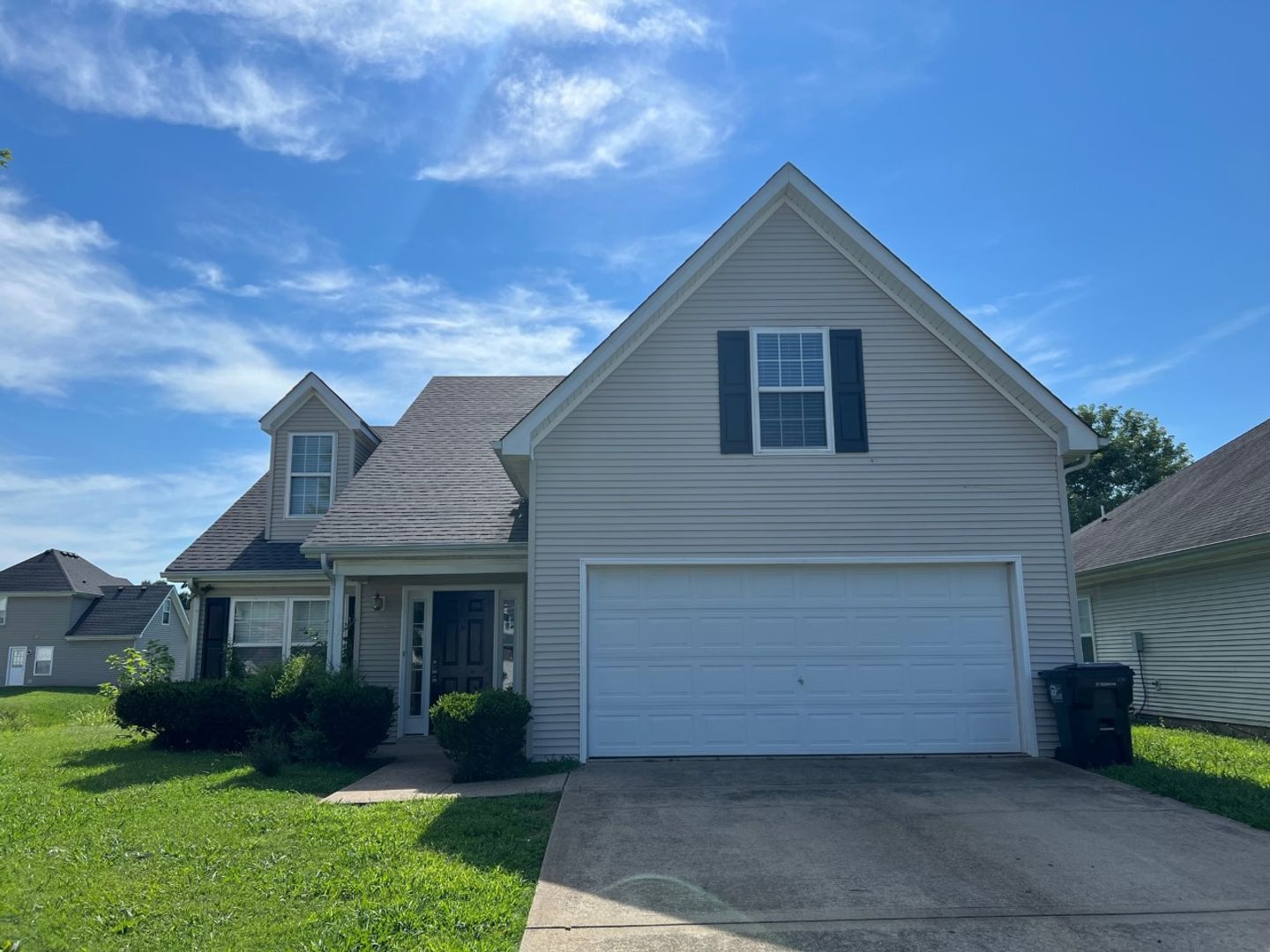 Murfreesboro House: 1836 Antebellum Drive