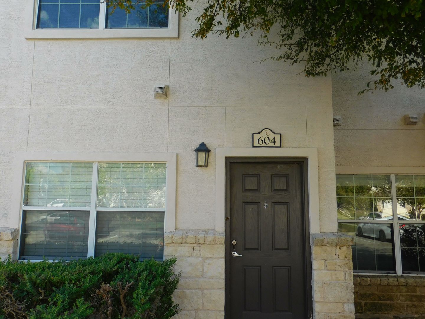 Boerne Apartment: 1000 Diamond Dr