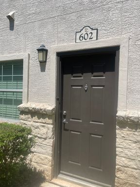 Topaz 2Bed 1.5 Bath – photo 1