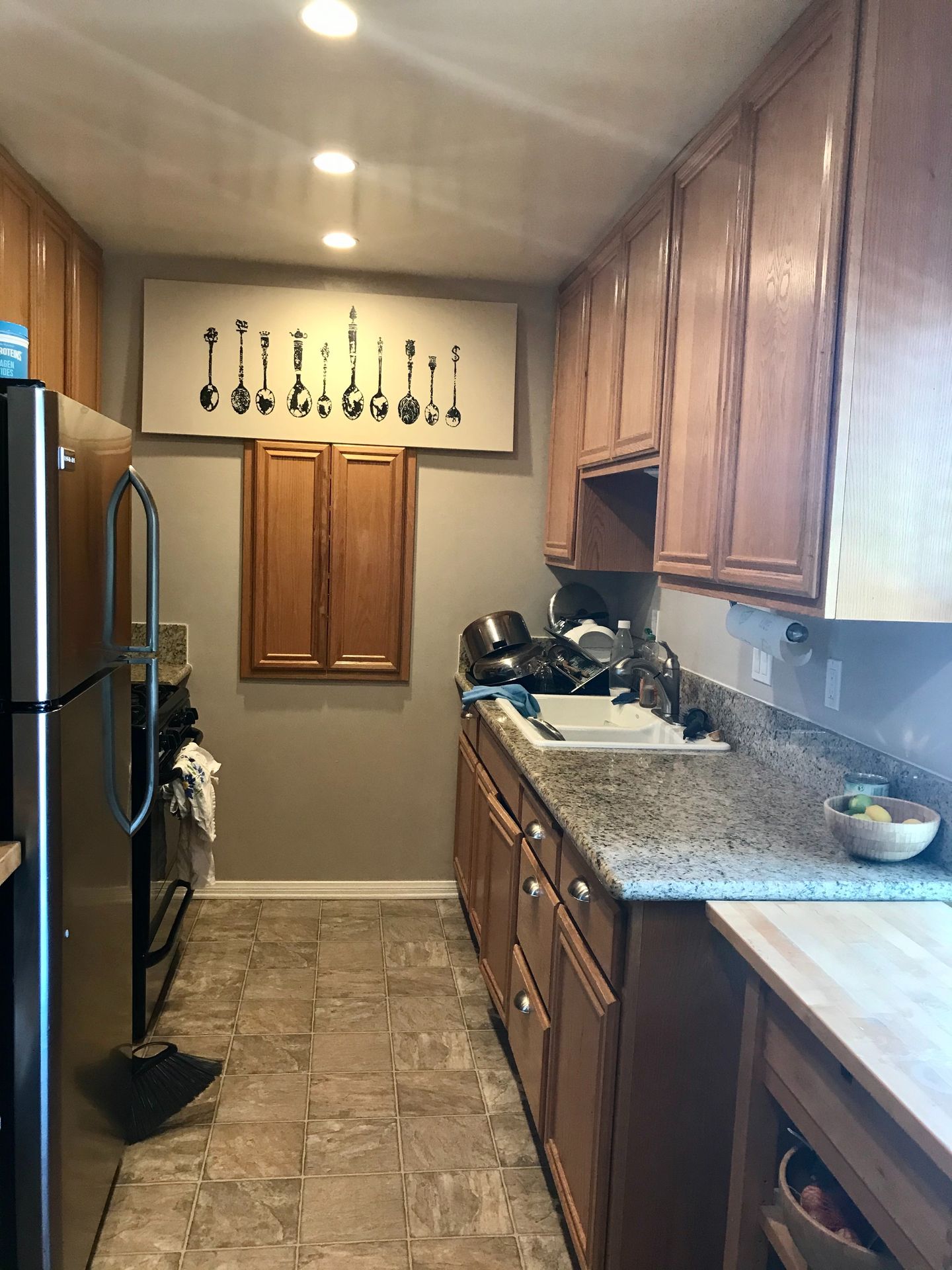 3 bedroom / 2 bath upstairs unit in Hillcrest 5 of 12