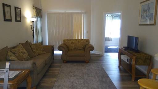 3 Bedroom furnished Condo in Arrowhead – photo 1