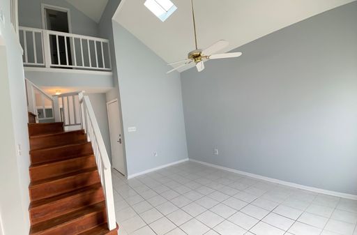 Very cute 2 bedroom/2 bath unfurnished condo – photo 1