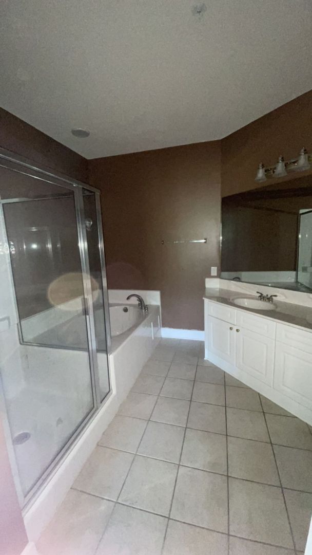 Harbour Cove 132 - 3rd floor unit 9 of 10