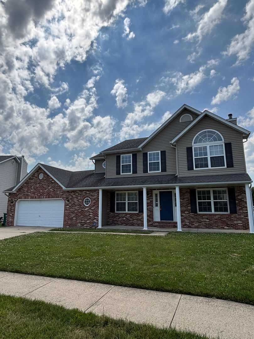 O'Fallon House: 423 Larkway Drive