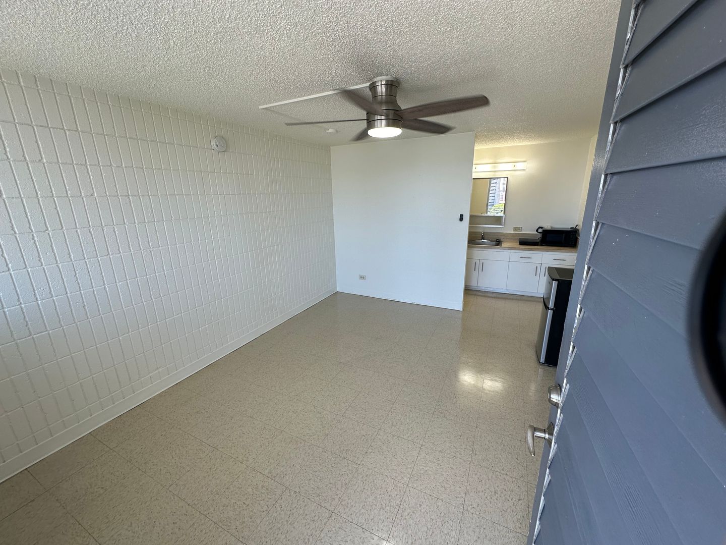 Honolulu Apartment: 1301 Lusitana St