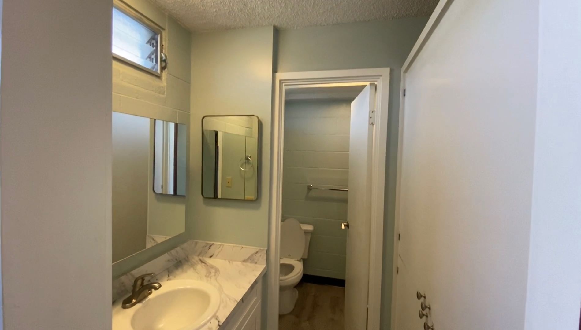 Kailua Apartment: 82 Kihapai St