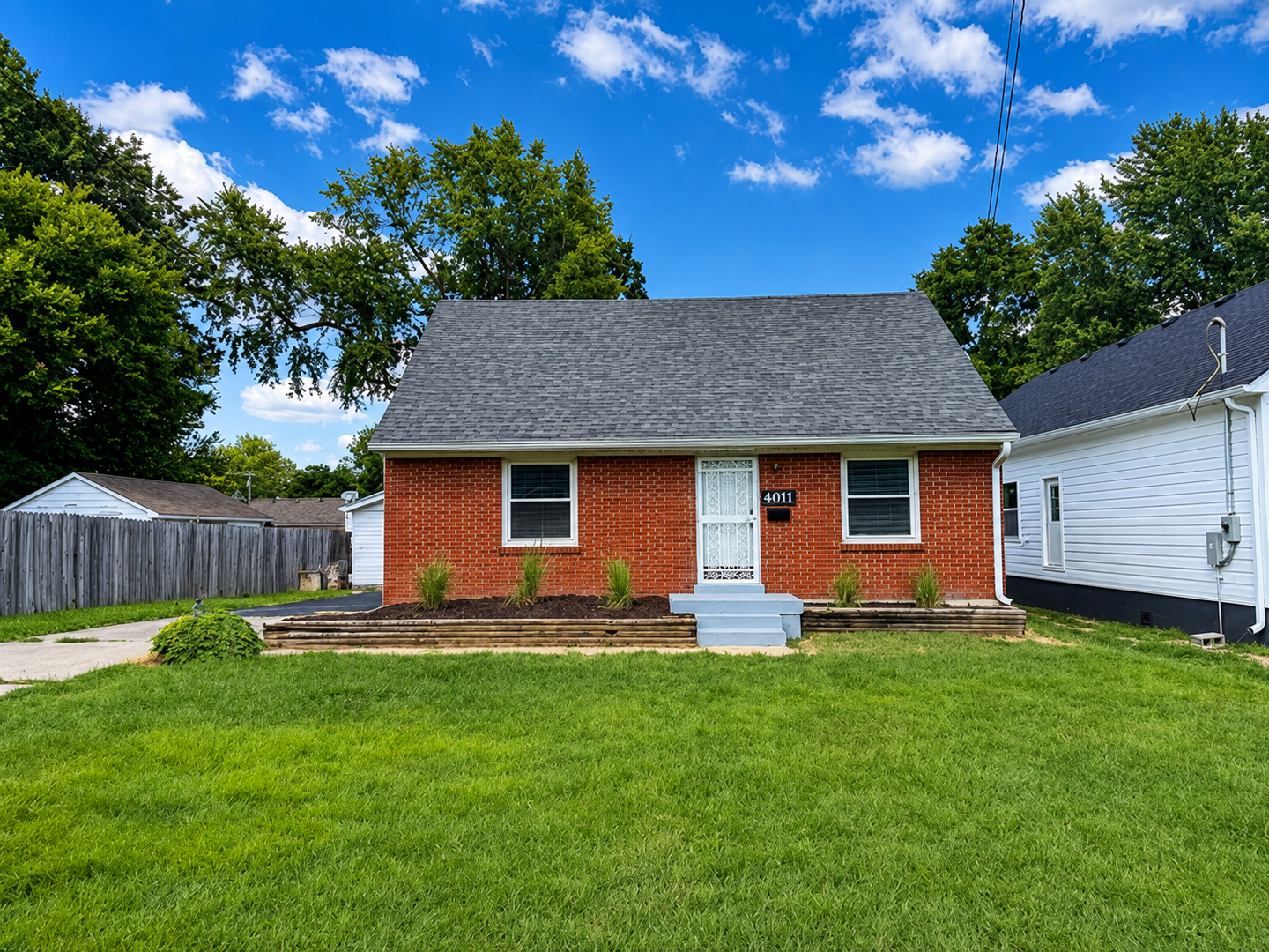 Louisville House: 4011 Crawford Ave