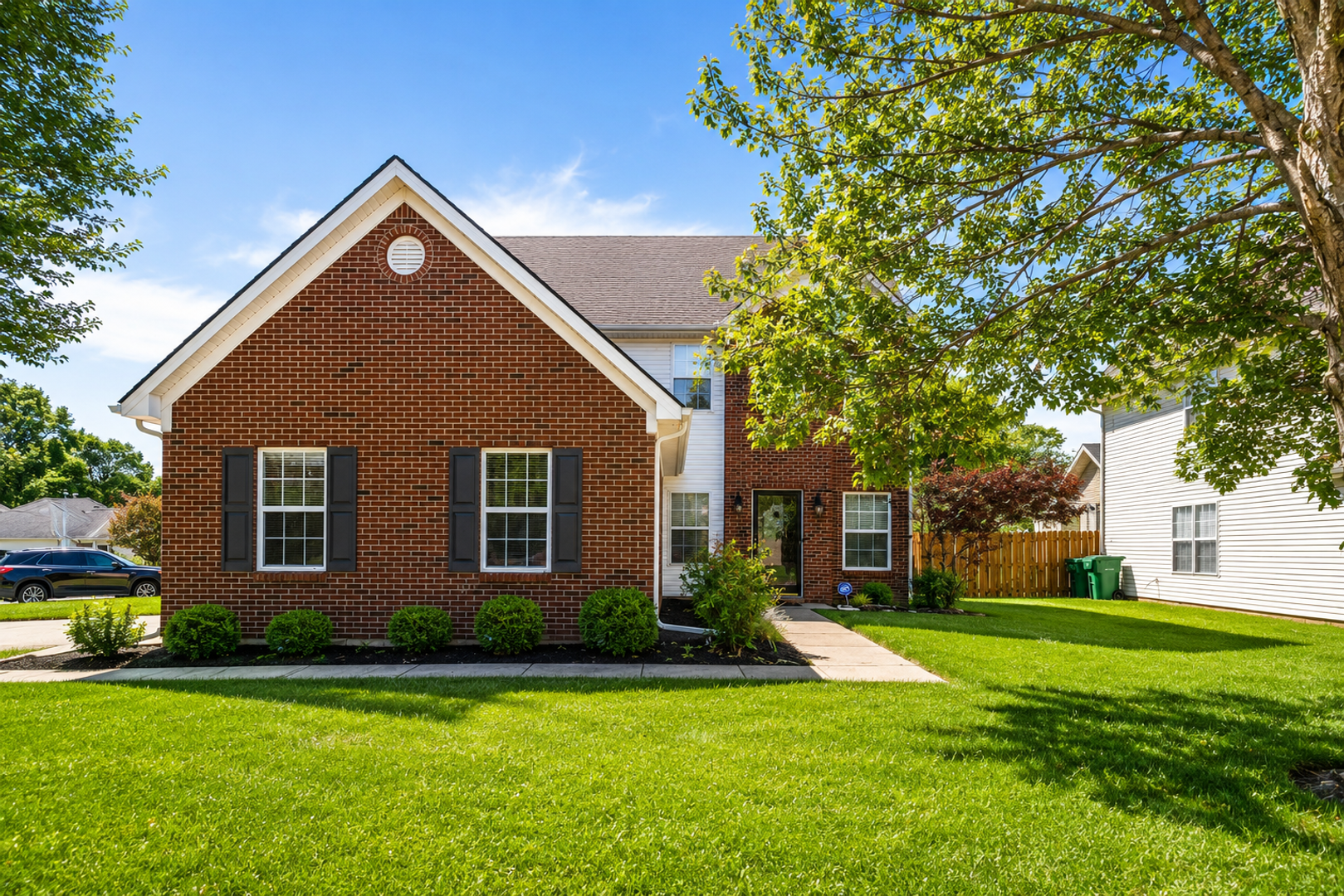 Louisville House: 15700 Beckley Hills Dr