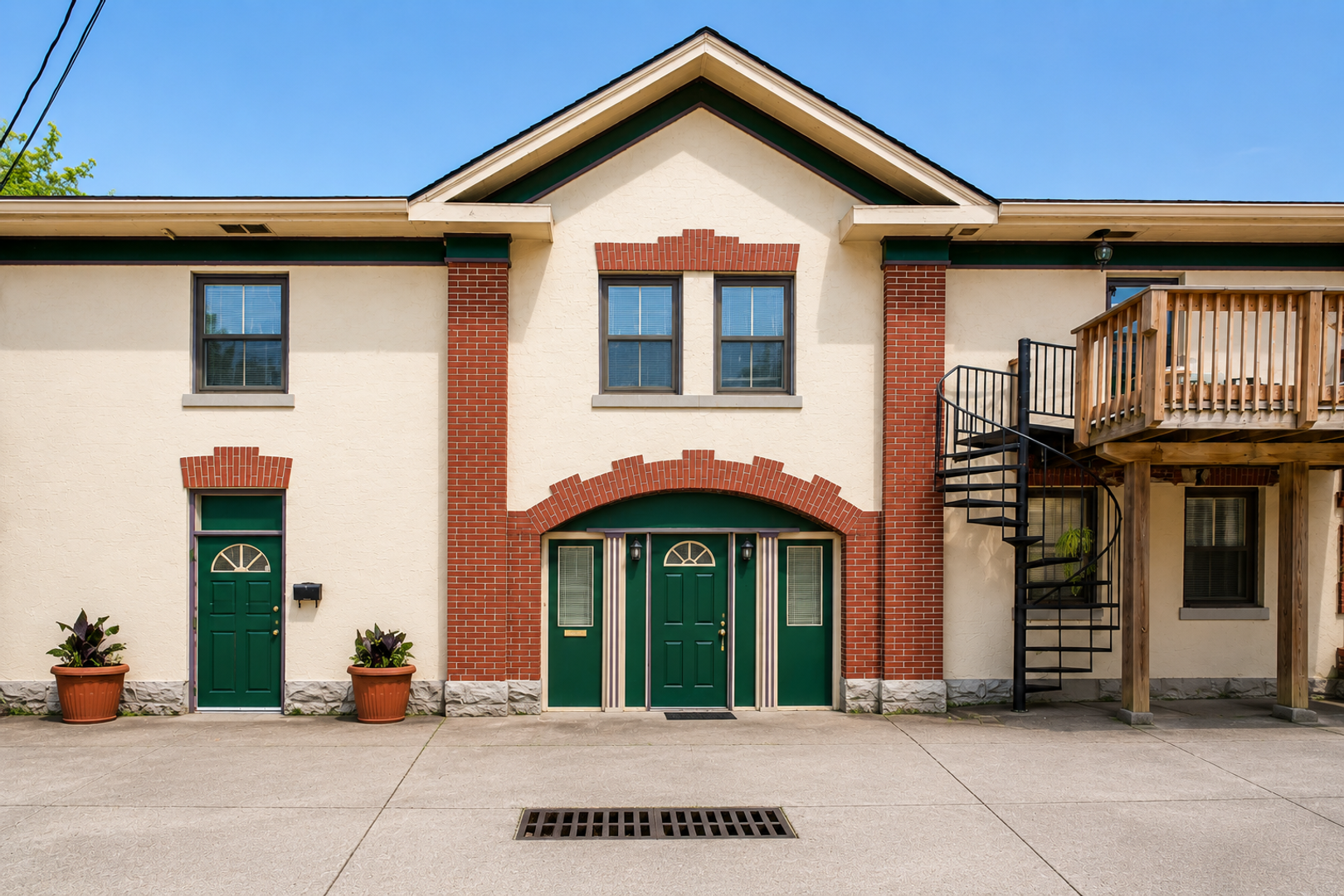 Louisville Apartment: 1355 S 3rd street