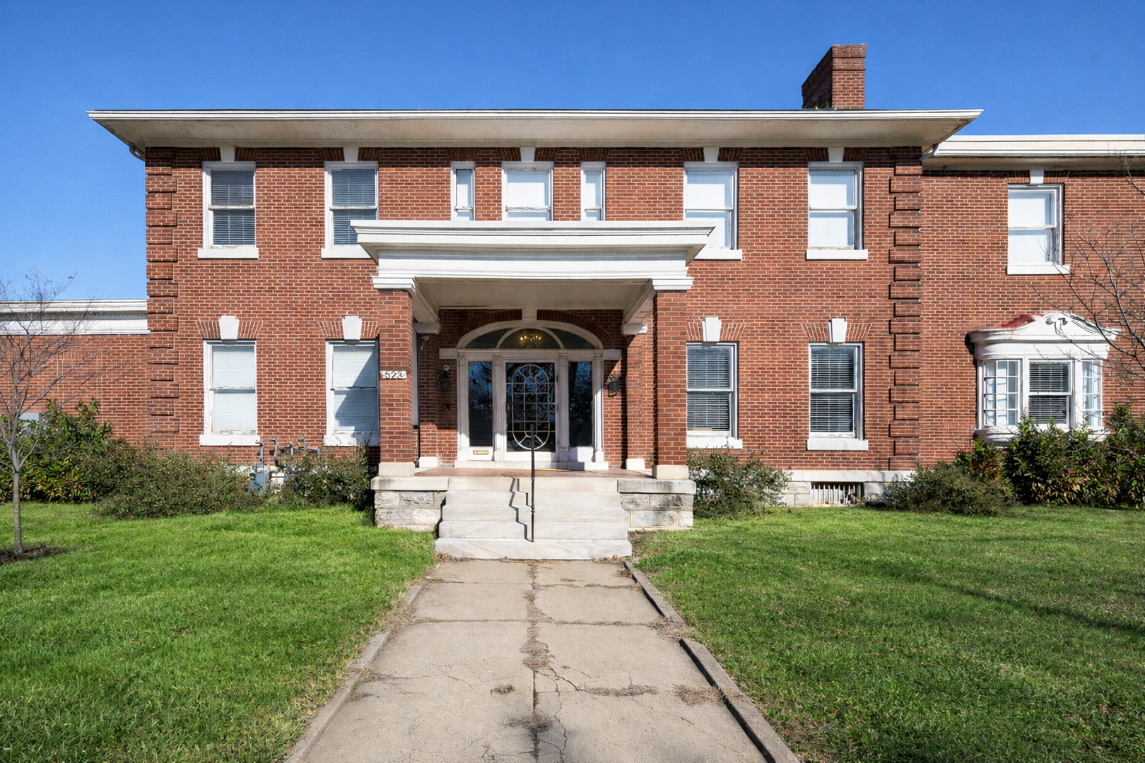 Louisville Apartment: 523 Park Avenue