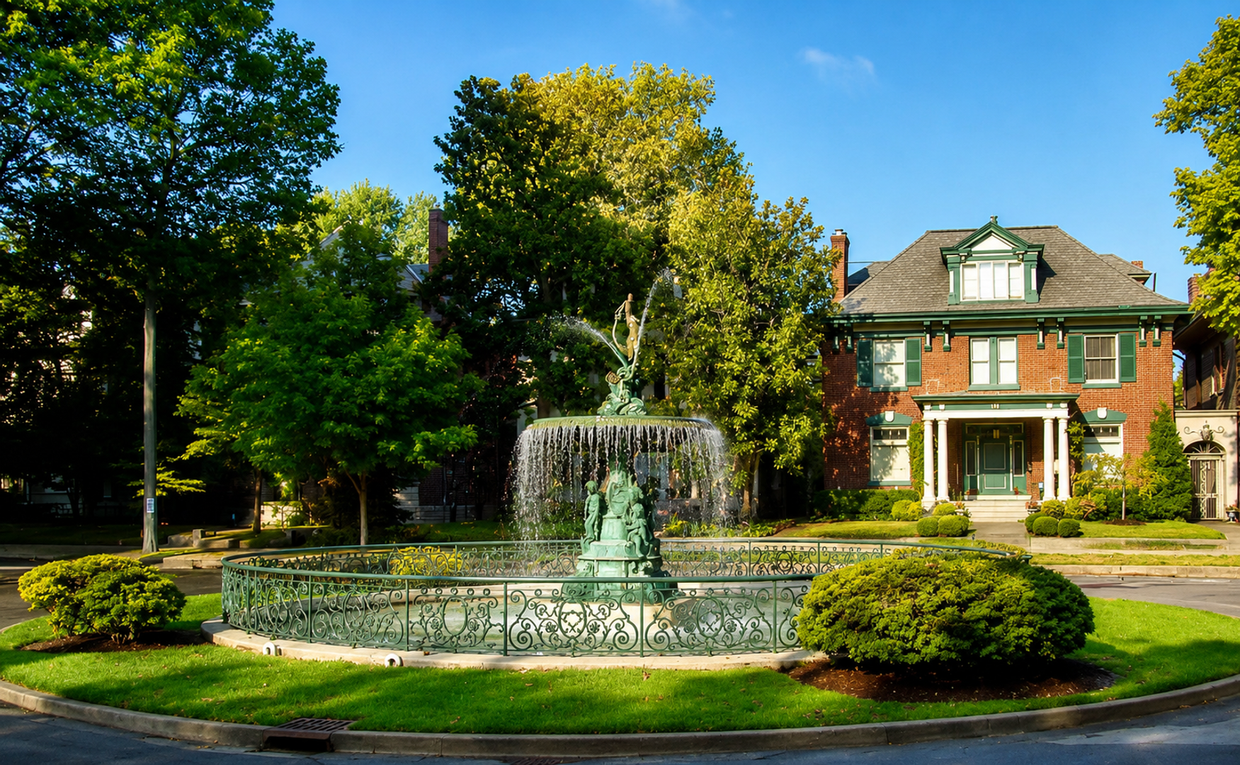 Louisville Apartment: 1432 St James Ct